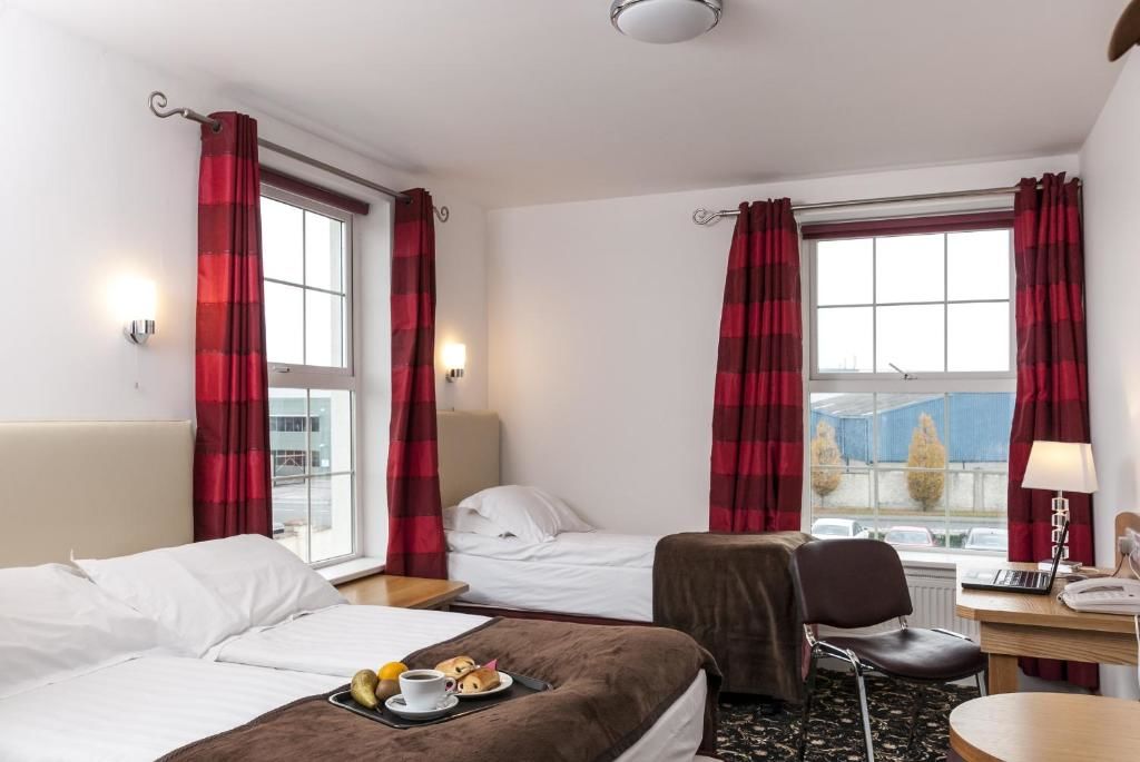 Отель Kilkenny House Hotel Килкенни